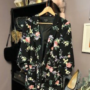 Miss Selfridge Floral Blazer